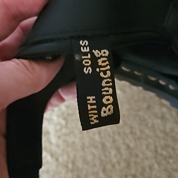 Dr. Martens Blaire Vegan Leather Sandals 🖤 - Picture 5 of 6